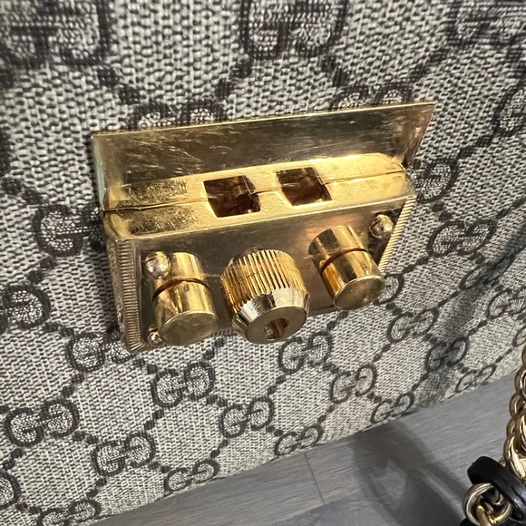 Gucci Padlock small GG shoulder bag - Picture 15 of 16